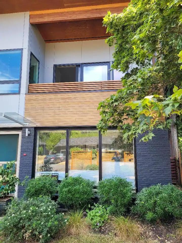 Haller Lake Neighborhood Seattle Exteriör bild